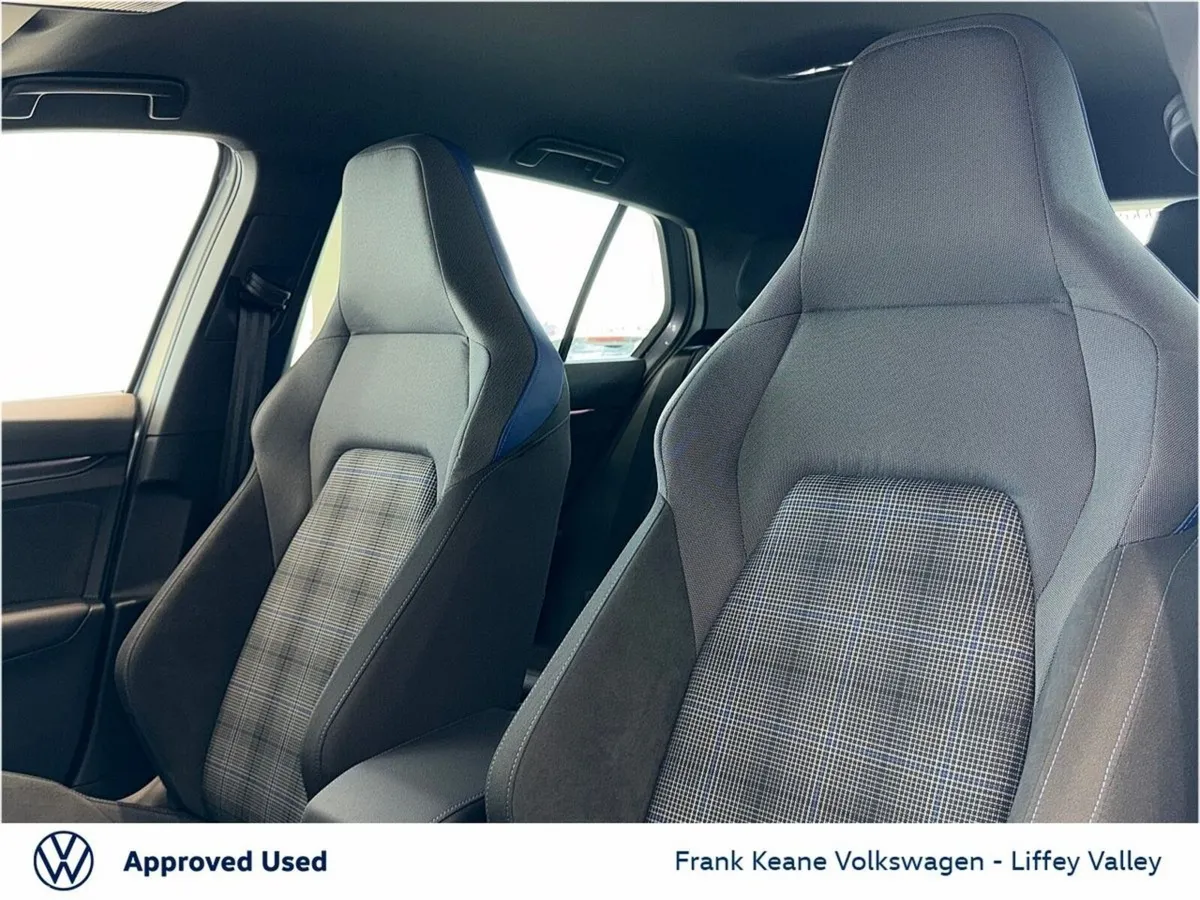 Volkswagen Golf Hatchback, Petrol Plug-in Hybrid, 2026, Silver