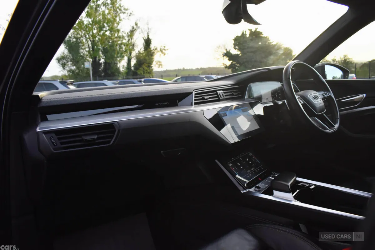 Audi e-tron SUV, Electric, 2022, Grey