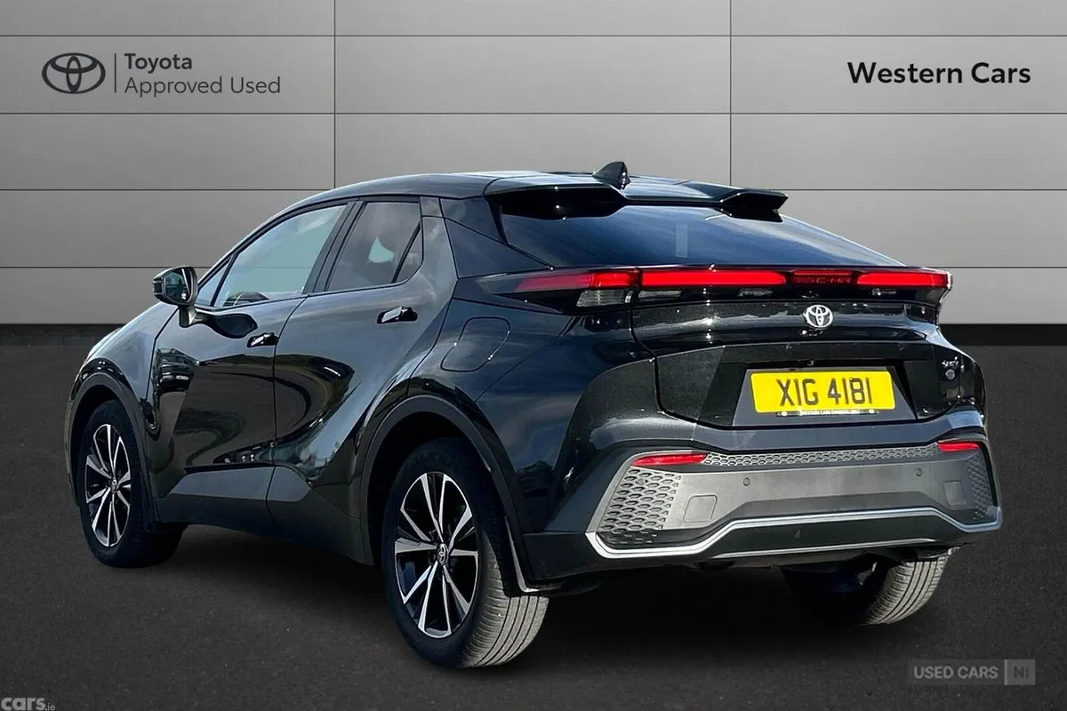 Toyota C-HR SUV, Petrol Hybrid, 2023, Black