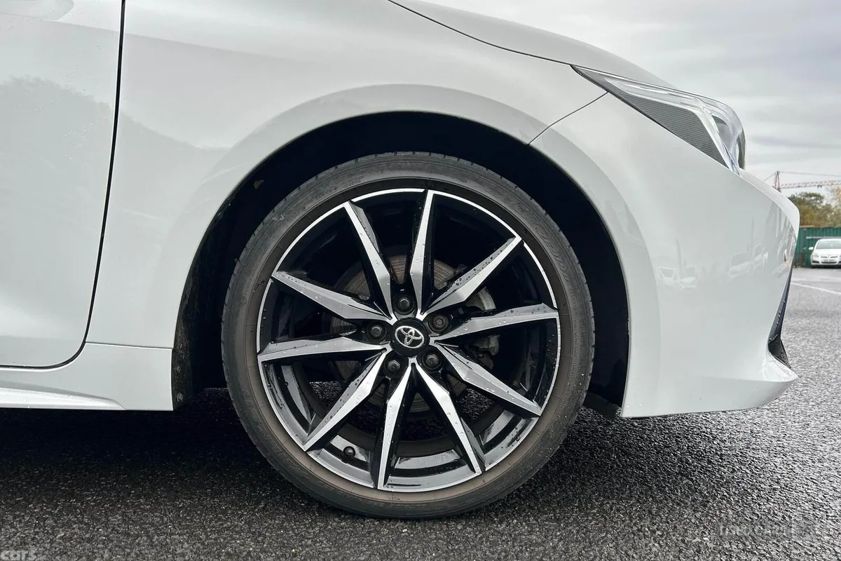 Toyota Corolla , Petrol Hybrid, 2024, Grey