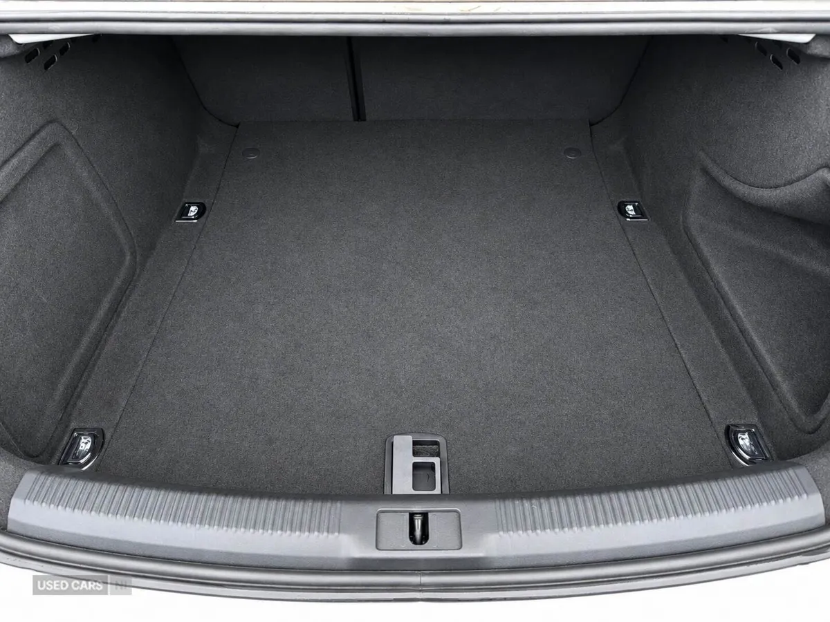 Audi A4 , Petrol, 2015, 