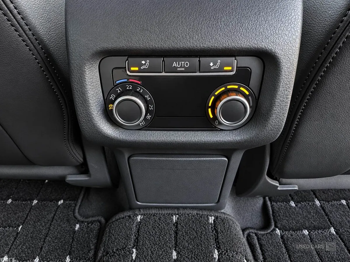 Volkswagen Sharan , Petrol, 2015, 