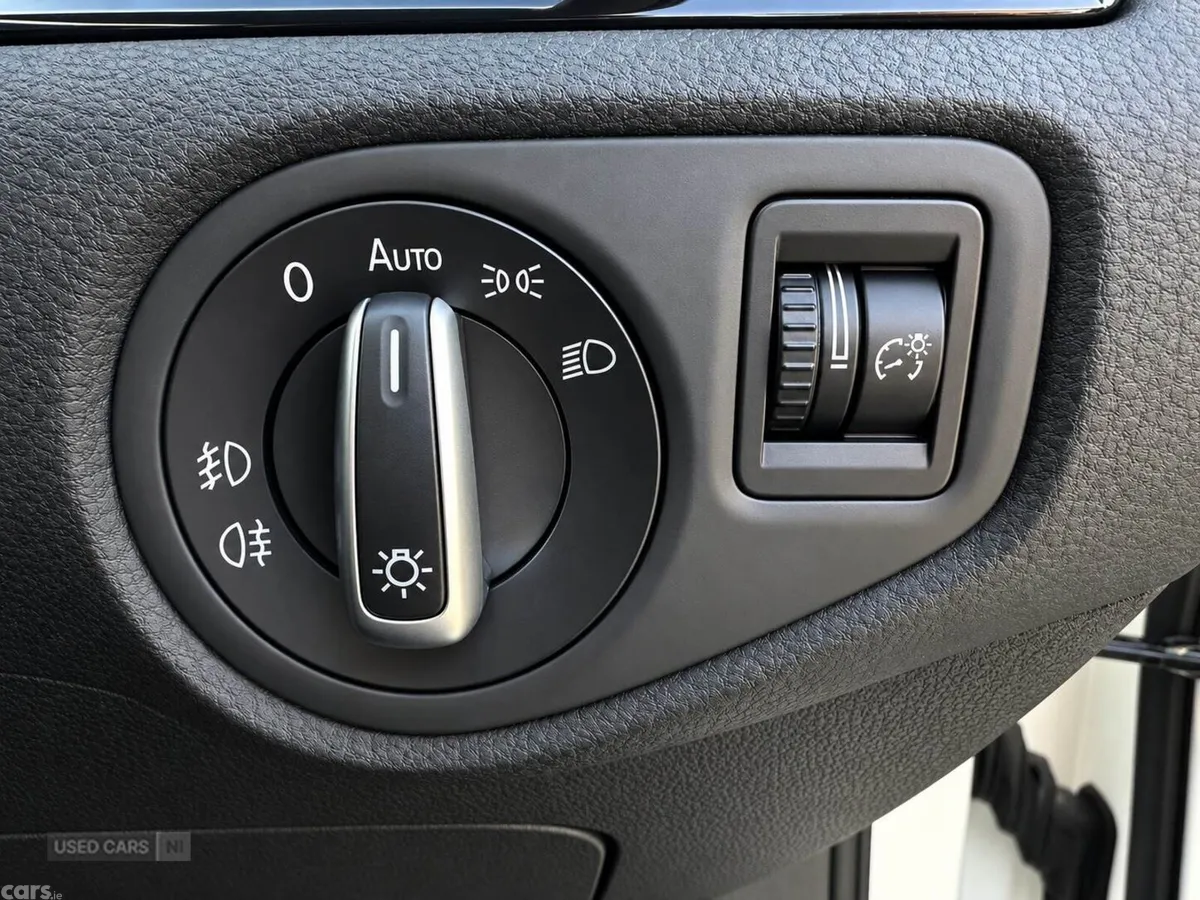 Volkswagen Sharan , Petrol, 2015, 