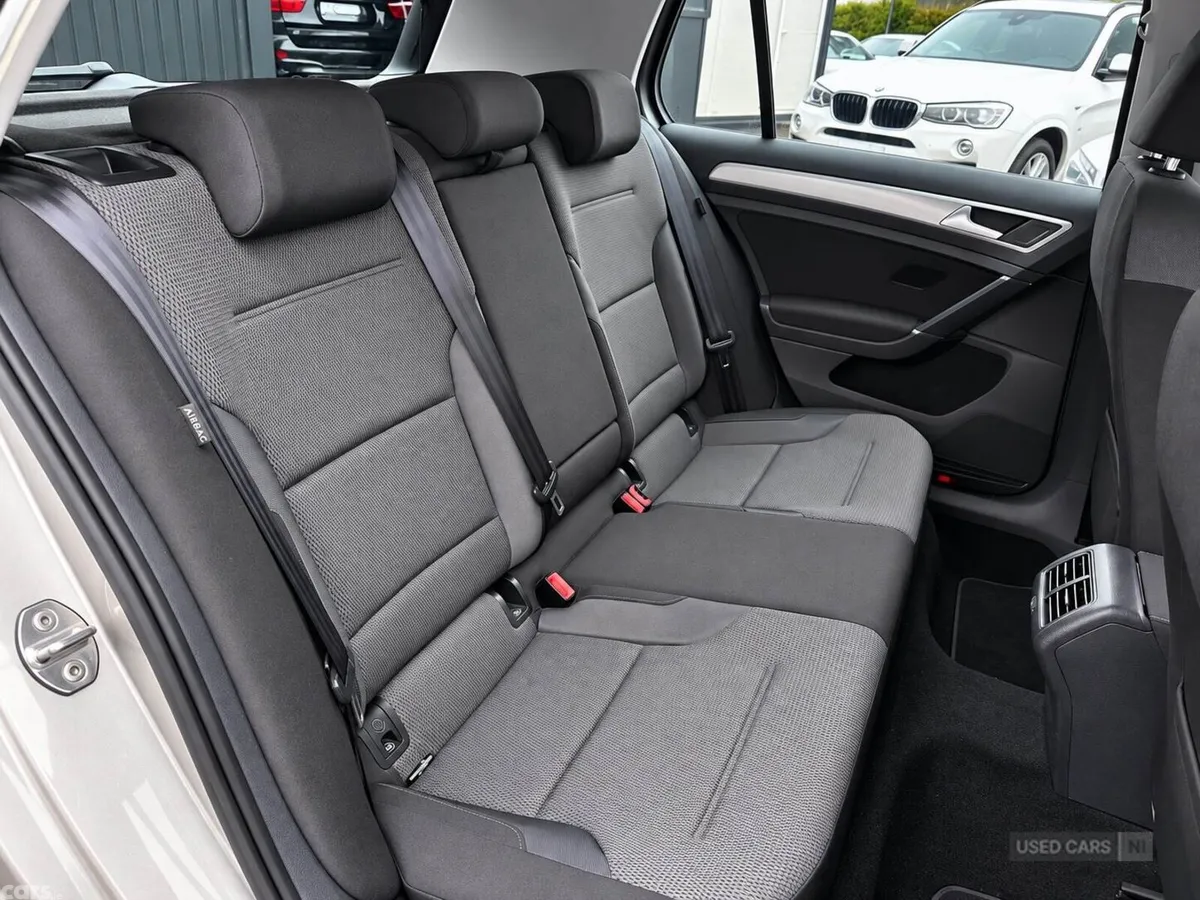 Volkswagen Golf , Petrol, 2014, Grey