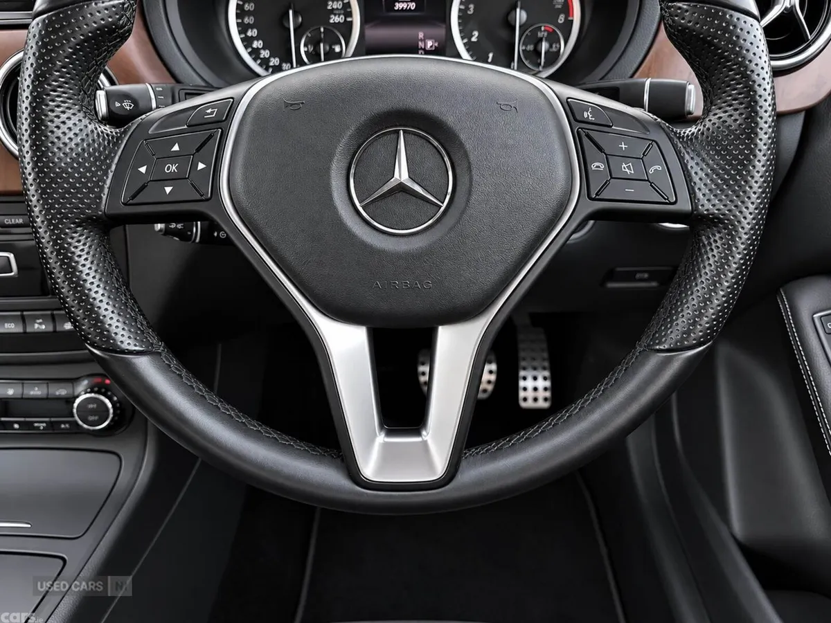 Mercedes-Benz B-Class , Petrol, 2014, White