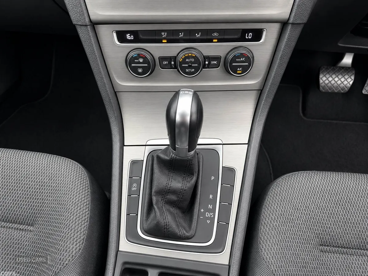 Volkswagen Golf , Petrol, 2014, Grey