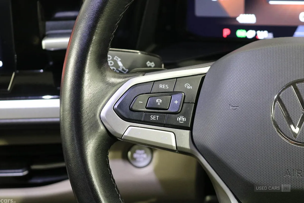 Volkswagen Multivan MPV, Petrol Hybrid, 2025, Grey
