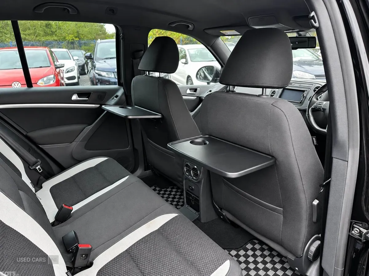 Volkswagen Tiguan , Petrol, 2014, Black