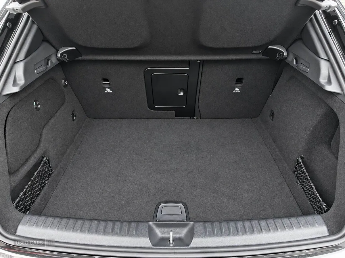 Mercedes-Benz GLA , Petrol, 2015, Black