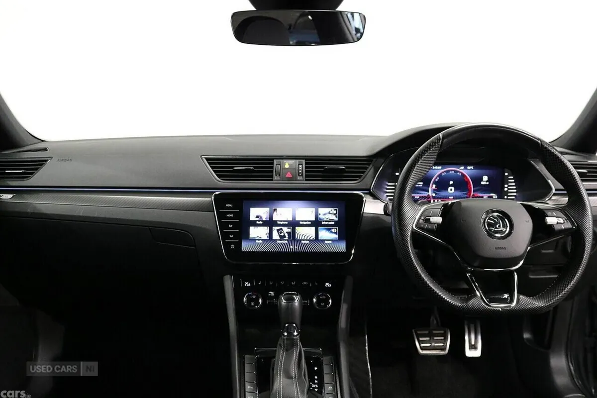 Skoda Superb Hatchback, Diesel, 2024, Grey