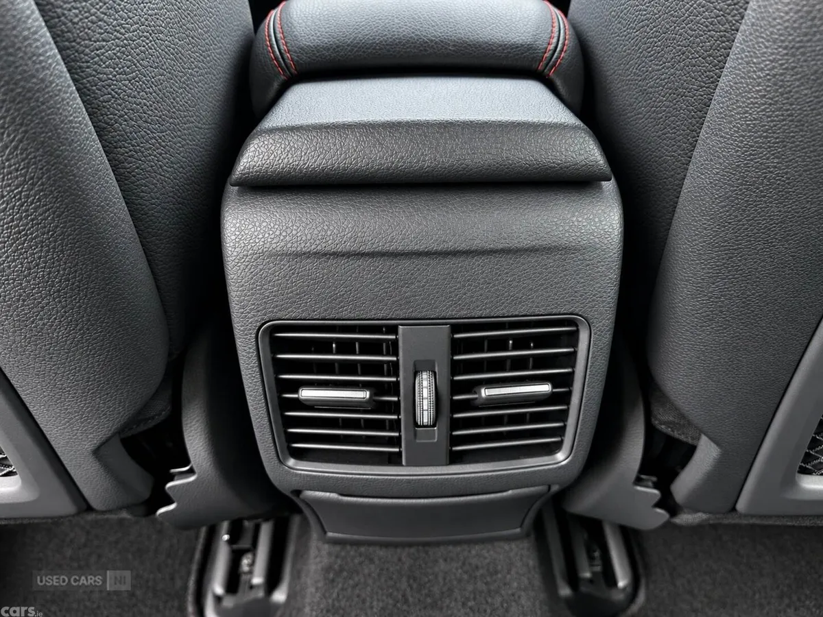 Mercedes-Benz GLA , Petrol, 2015, Black