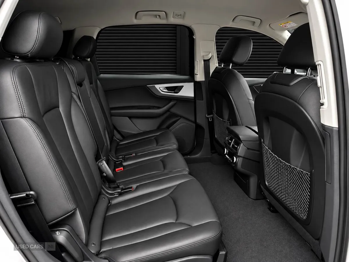 Audi Q7 , Petrol, 2016, White
