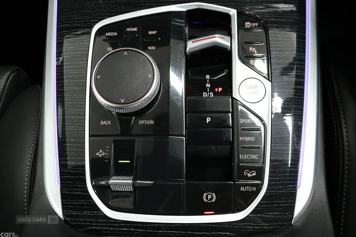 BMW X5 SUV, Petrol Hybrid, 2023, Black