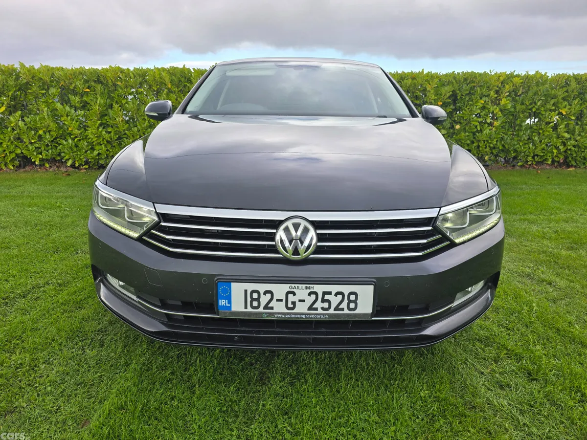Volkswagen Passat Saloon, Diesel, 2018, Grey