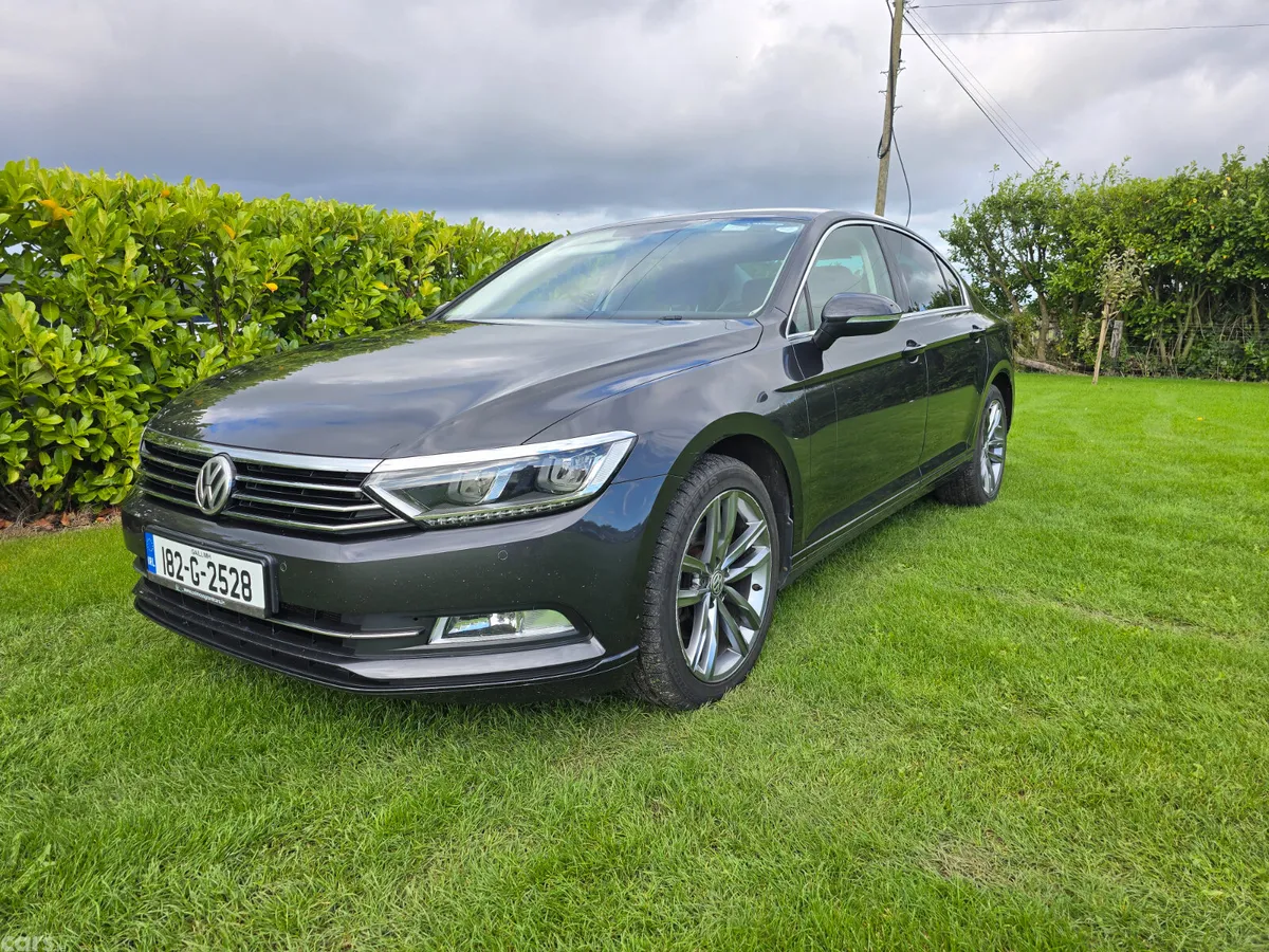 Volkswagen Passat Saloon, Diesel, 2018, Grey