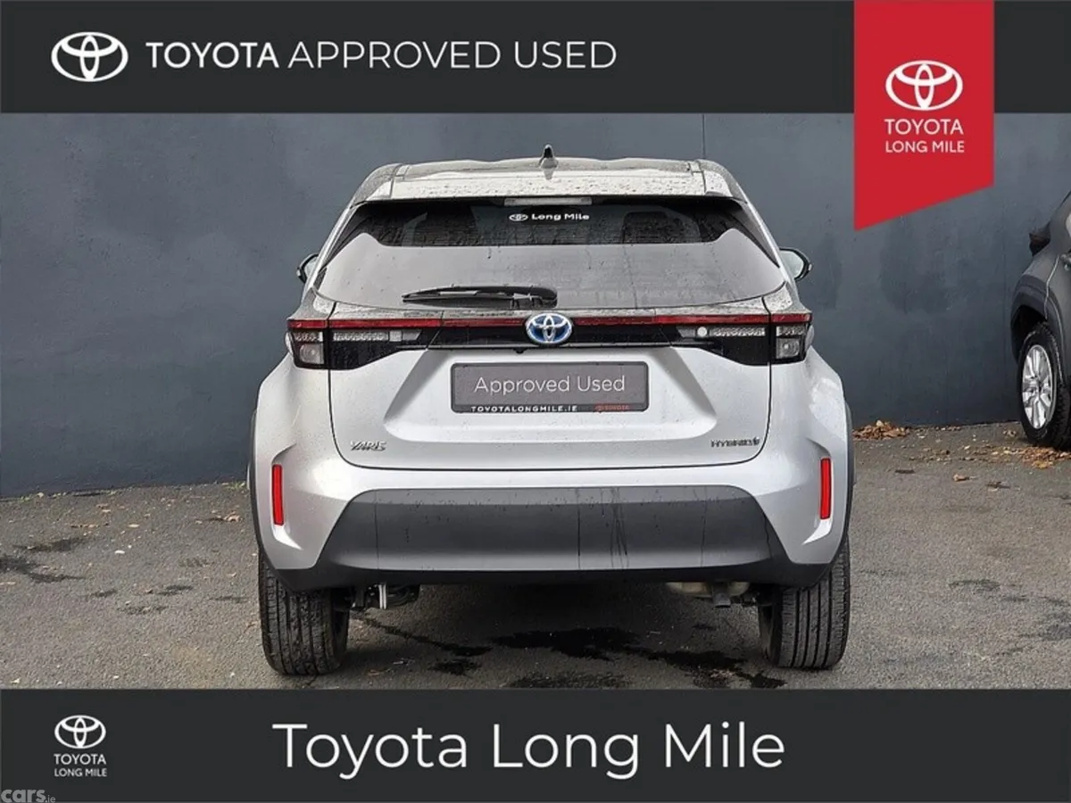 Toyota Yaris Cross Hatchback, Petrol Hybrid, 2022, Grey