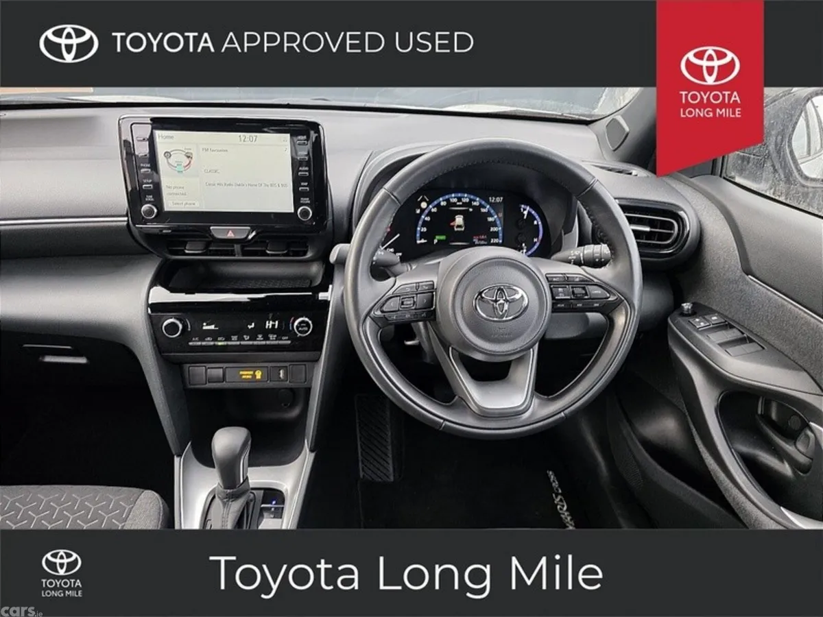Toyota Yaris Cross Hatchback, Petrol Hybrid, 2022, Grey