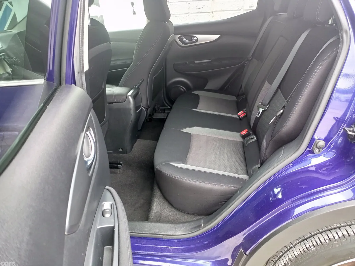 Nissan Qashqai SUV, Petrol, 2018, Blue