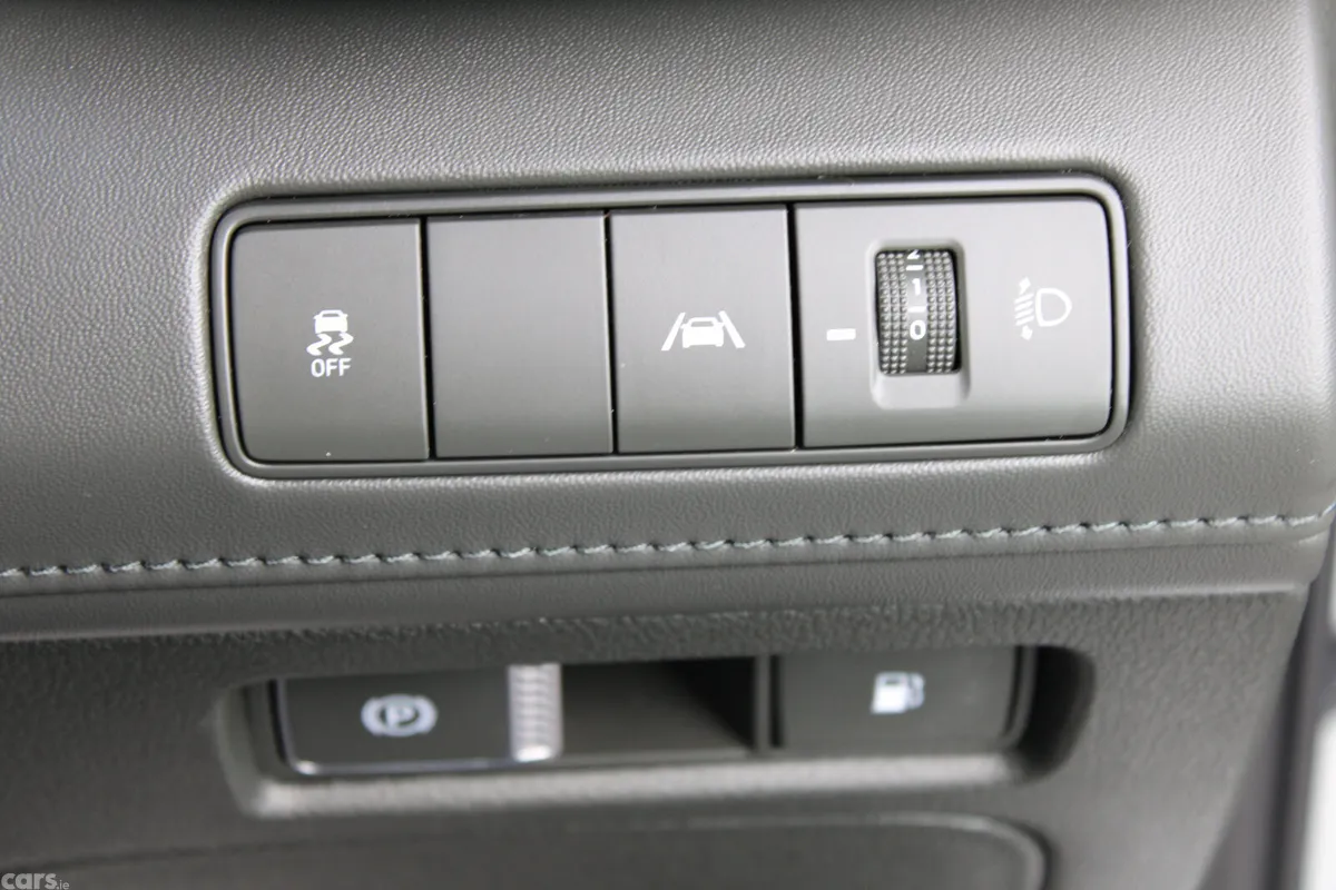 Hyundai Santa Fe SUV, Petrol Plug-in Hybrid, 2023, Grey