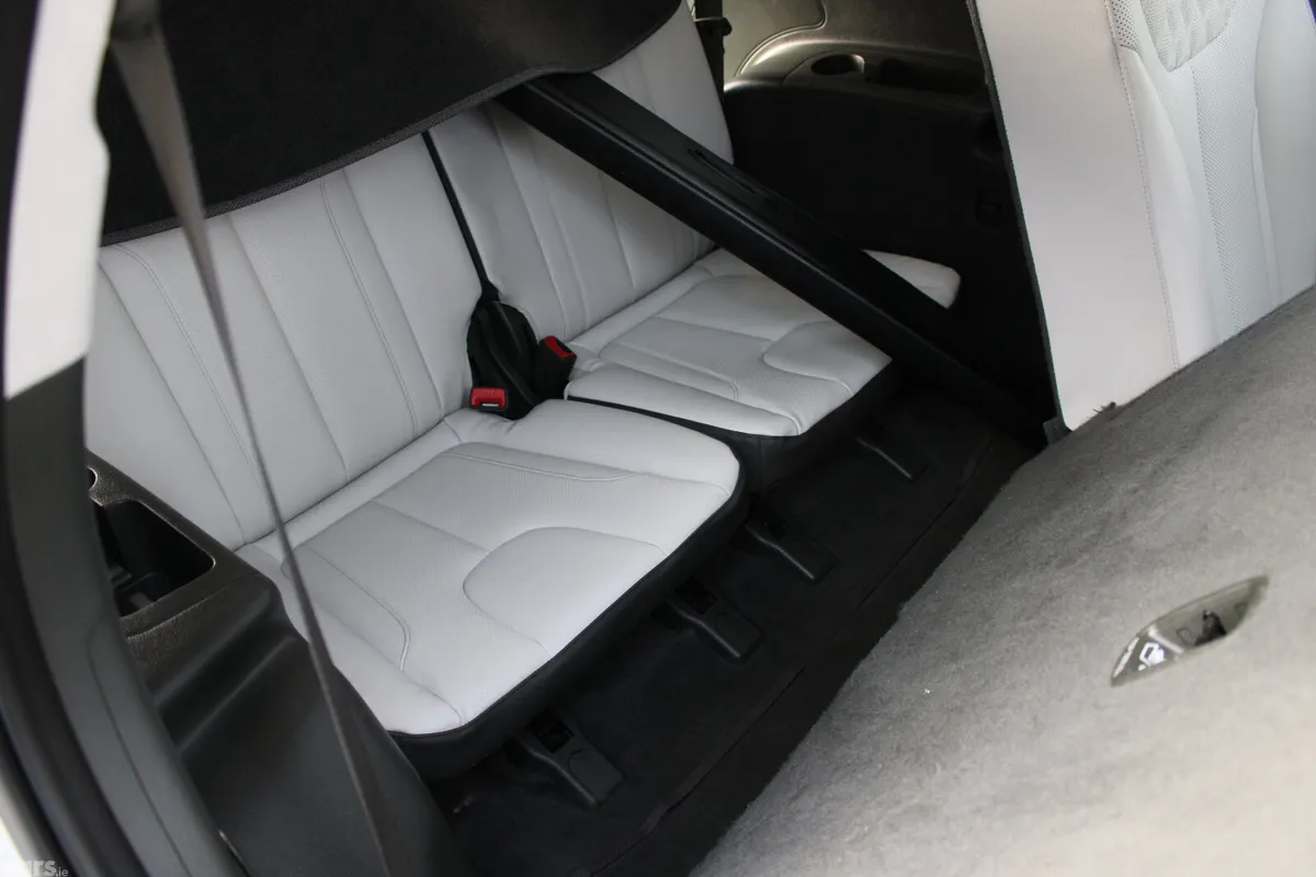 Hyundai Santa Fe SUV, Petrol Plug-in Hybrid, 2023, Grey