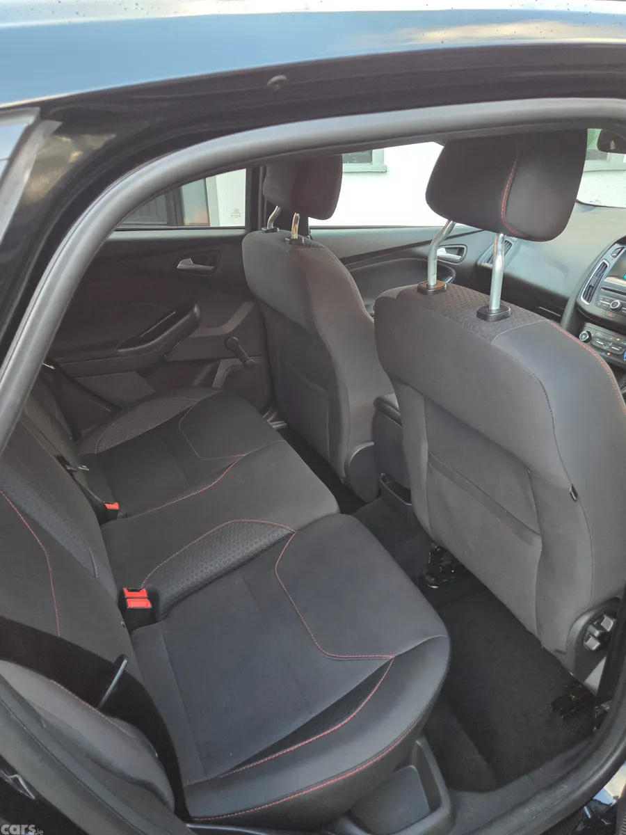 Ford Focus Hatchback, Diesel, 2018, Grey