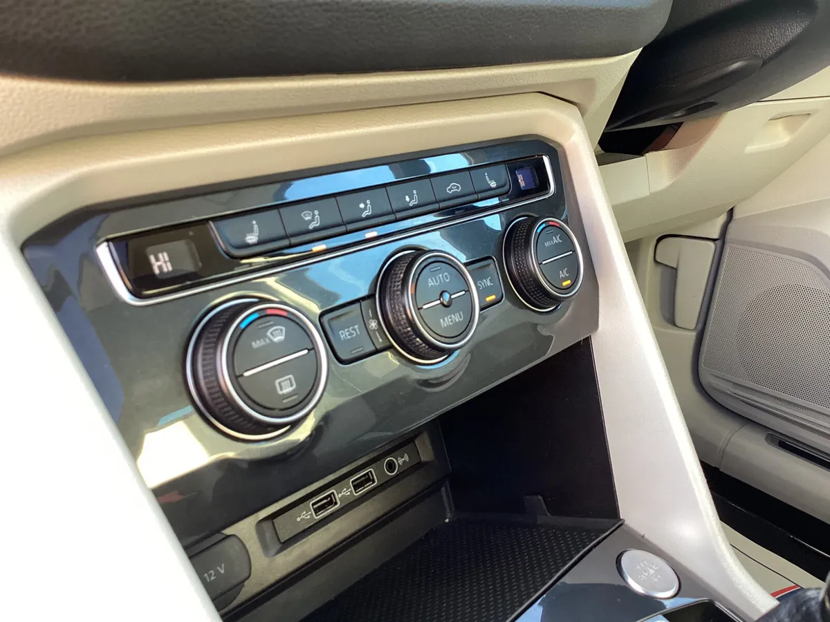 Volkswagen Tiguan SUV, Diesel, 2019, Black