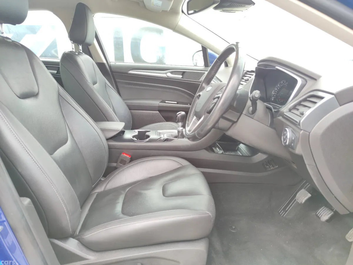 Ford Mondeo Hatchback, Diesel, 2018, Blue