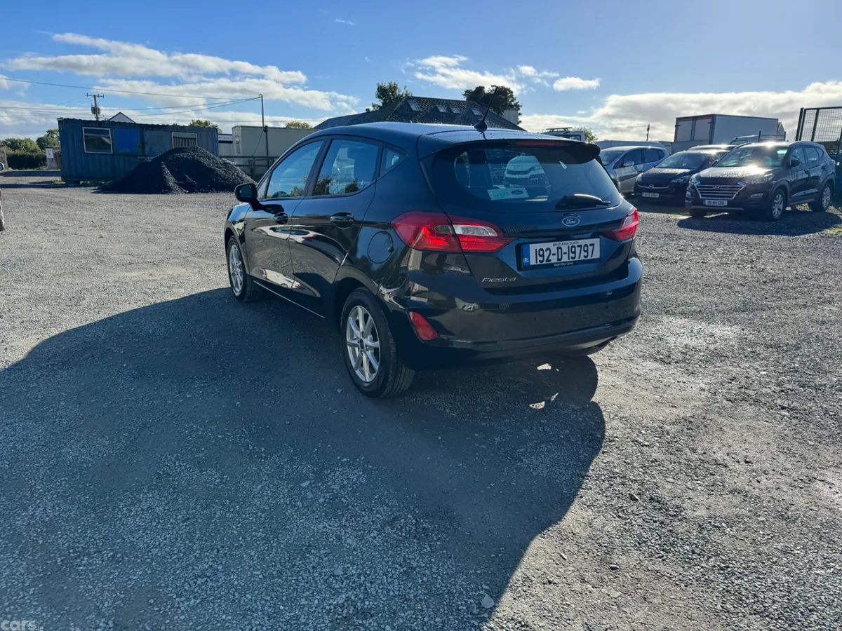 Ford Fiesta Hatchback, Petrol, 2019, Black