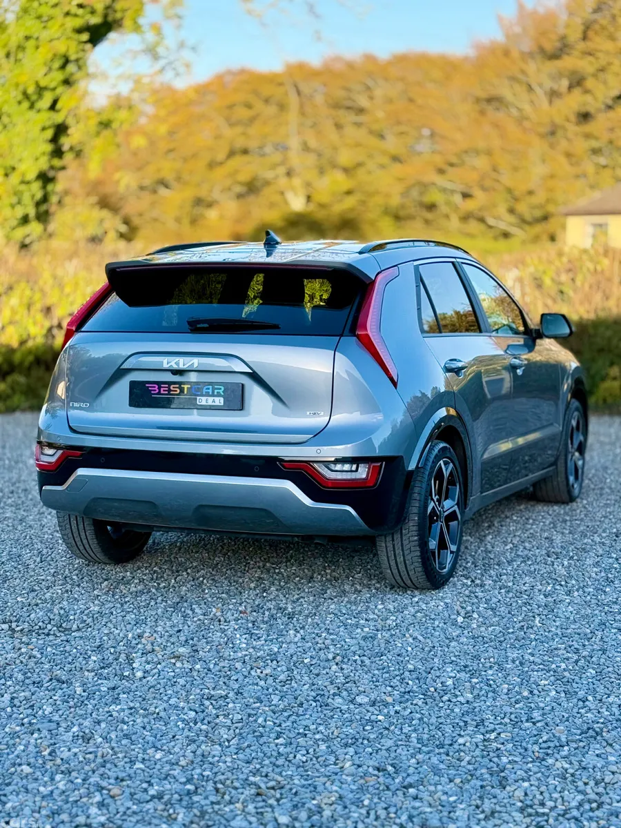 Kia Niro SUV, Petrol Hybrid, 2024, Grey