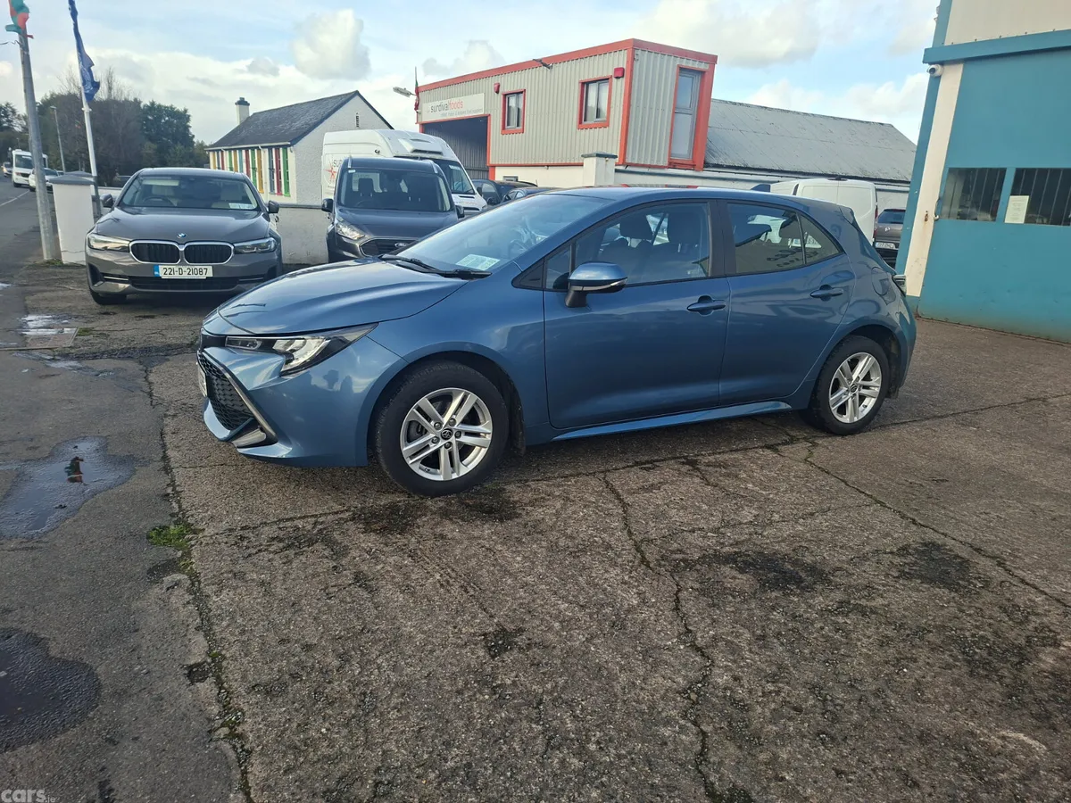 Toyota Corolla Hatchback, Petrol Hybrid, 2022, Blue