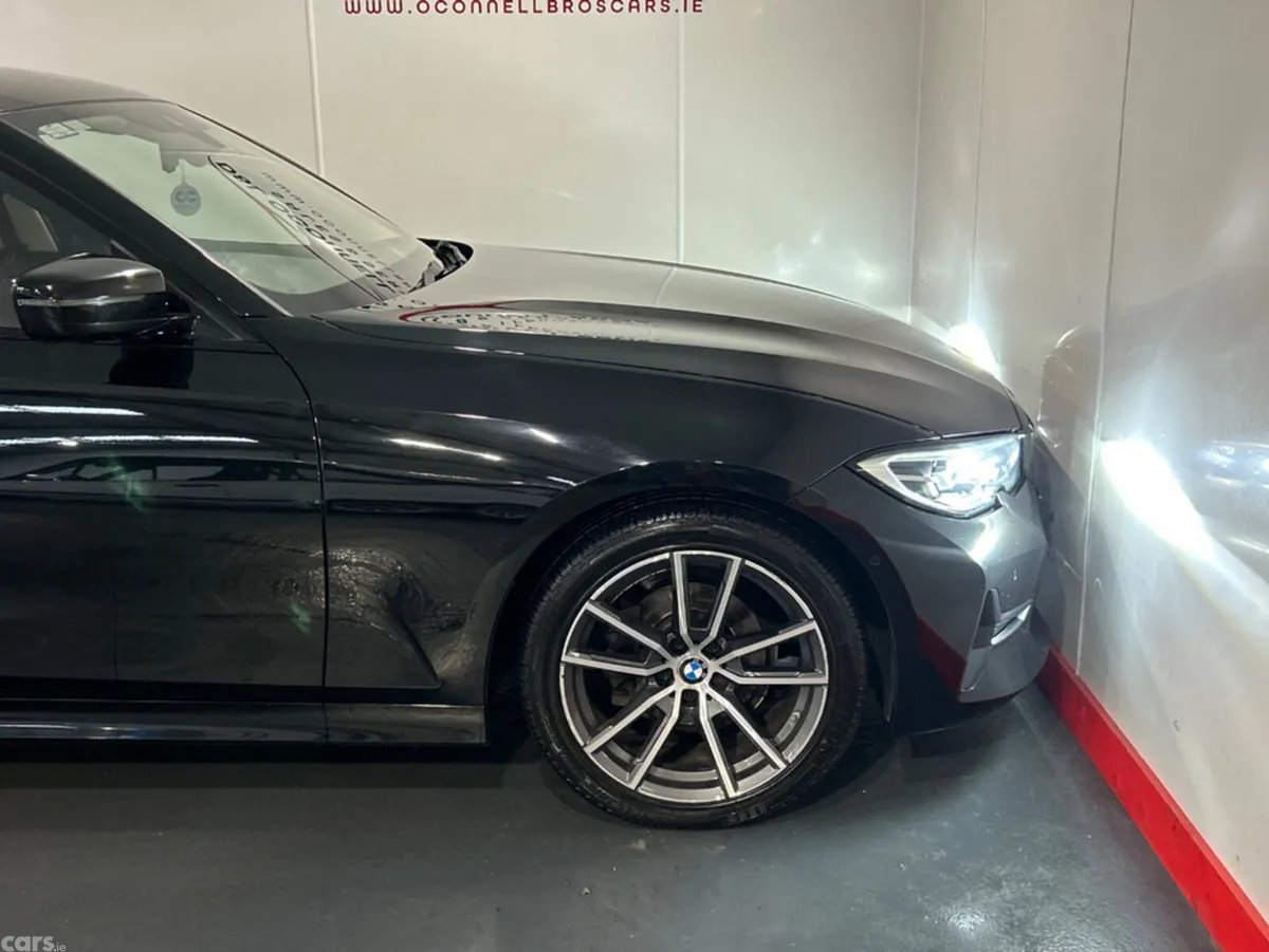 BMW 3-Series Saloon, Diesel, 2021, Black