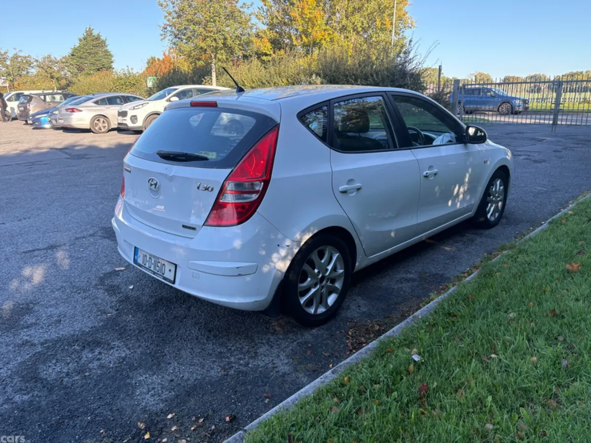 Hyundai i30 Hatchback, Diesel, 2010, White