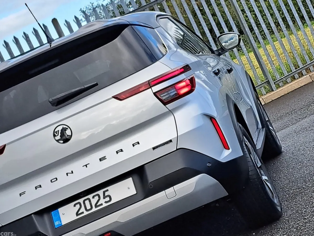 Opel Frontera Hatchback, Electric, 2025, Silver