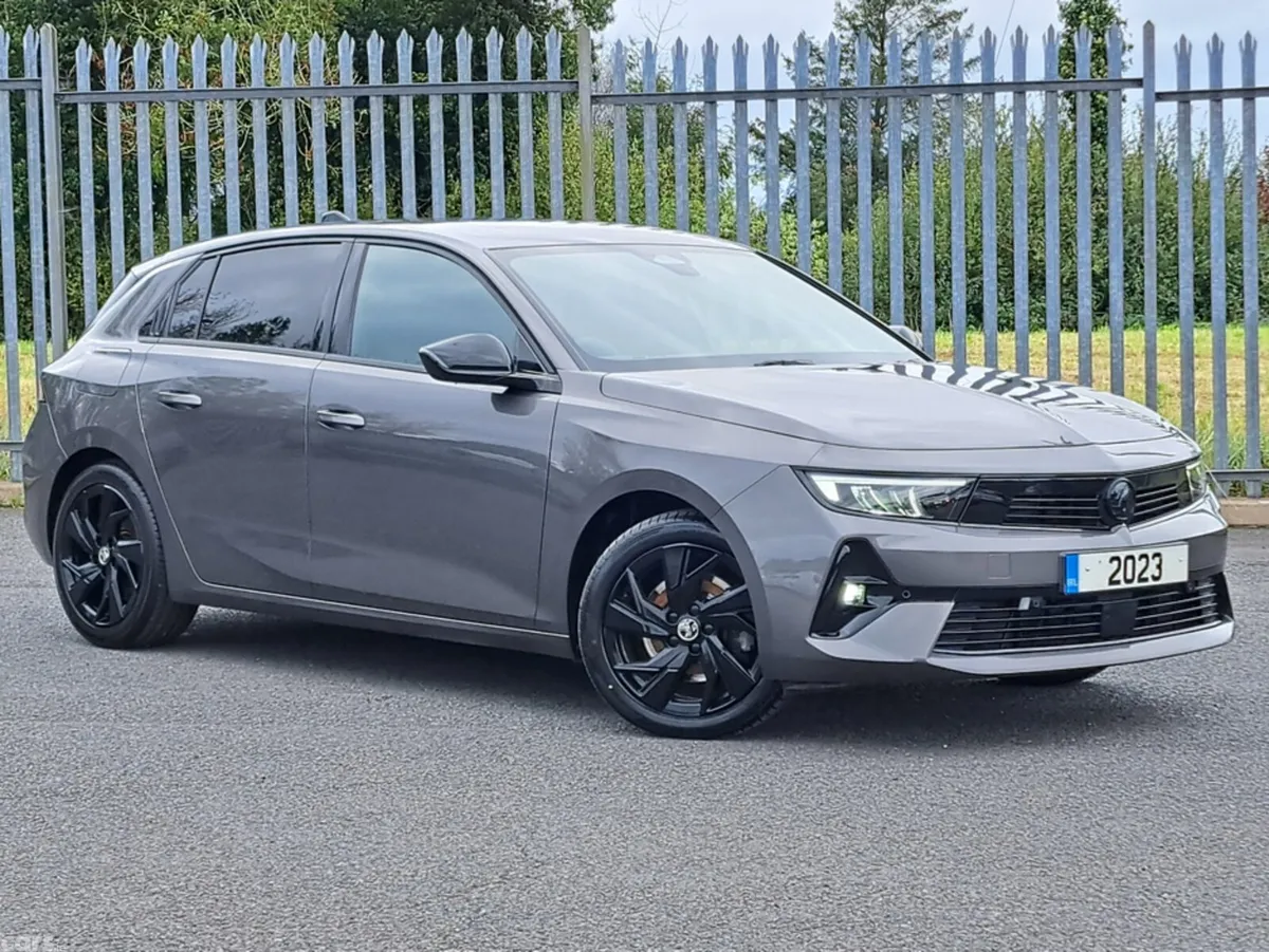Opel Astra Hatchback, Diesel, 2023, Grey