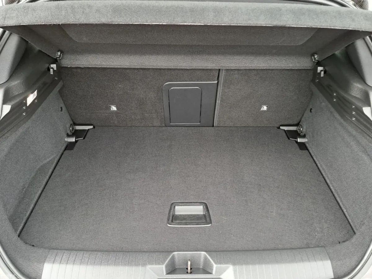 Opel Astra Hatchback, Diesel, 2023, Grey