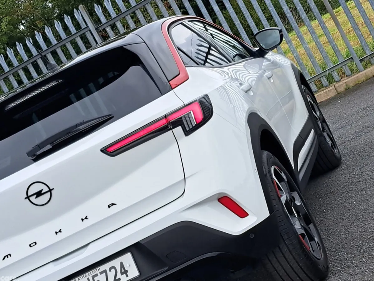 Opel Mokka SUV, Petrol, 2021, White