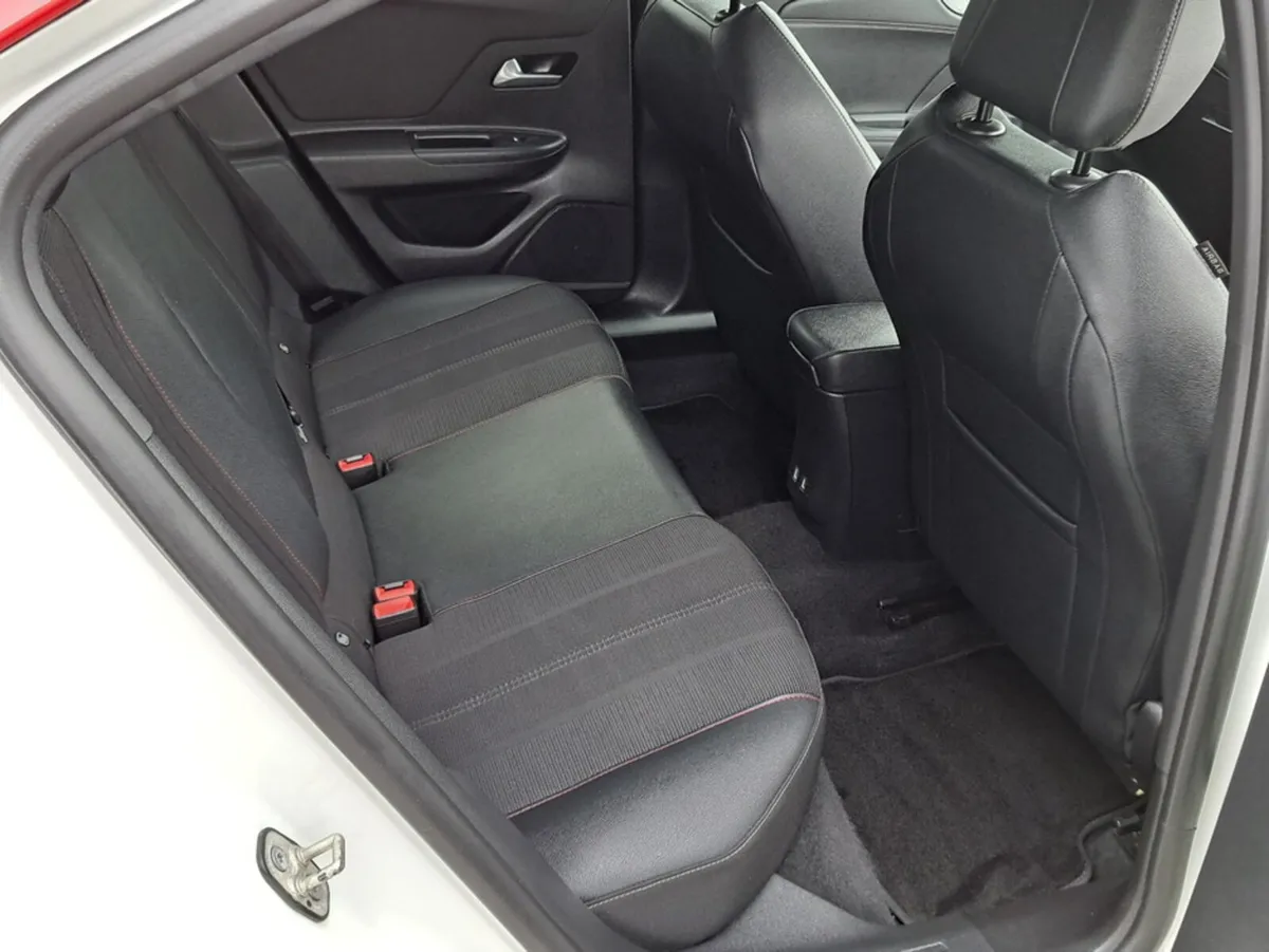 Opel Mokka SUV, Petrol, 2021, White