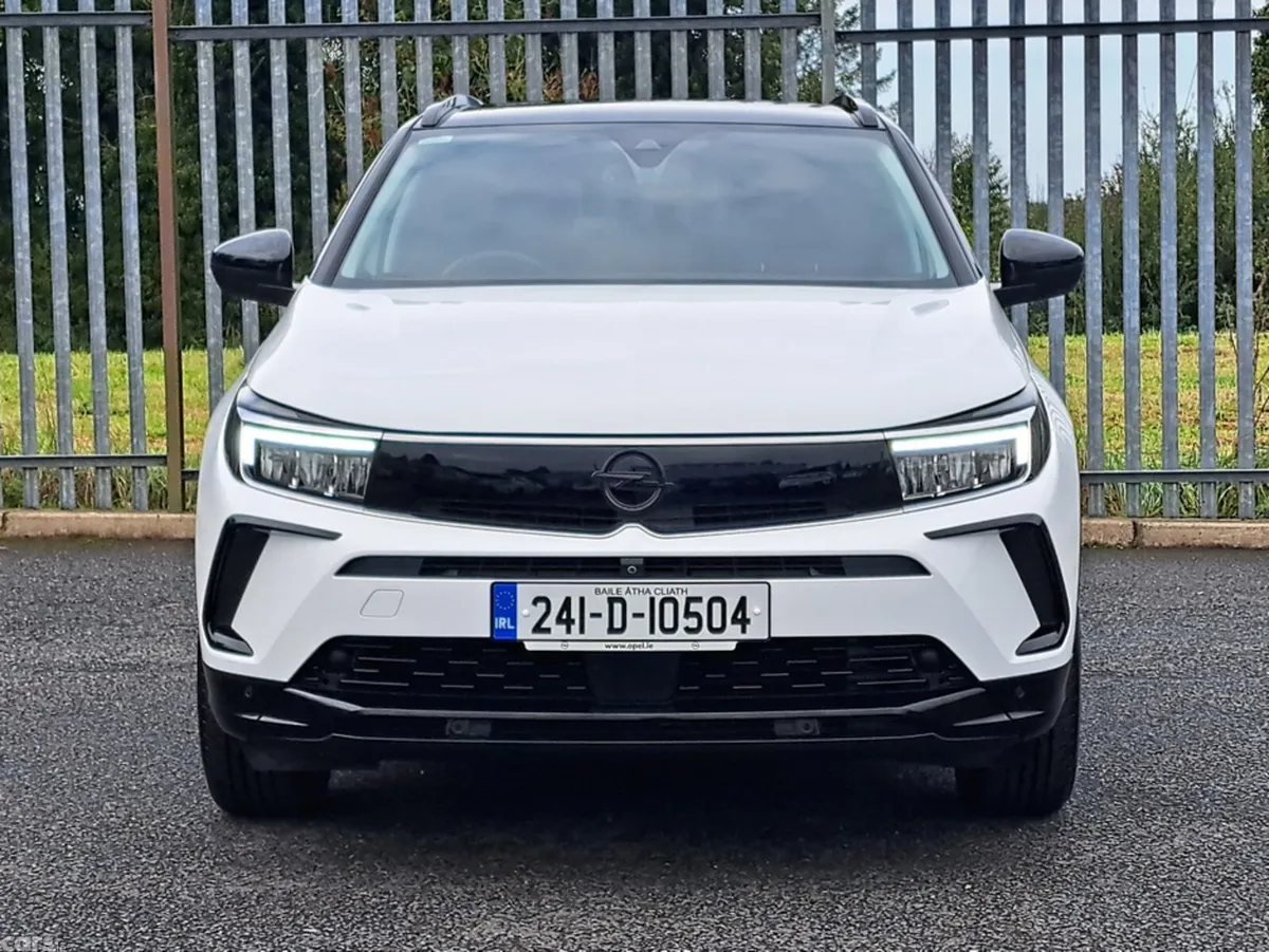 Opel Grandland SUV, Petrol, 2024, White