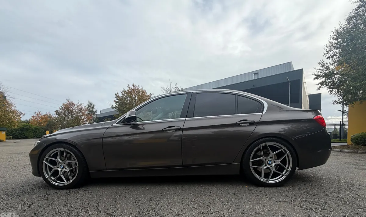 BMW 3-Series Saloon, Petrol Hybrid, 2014, Brown
