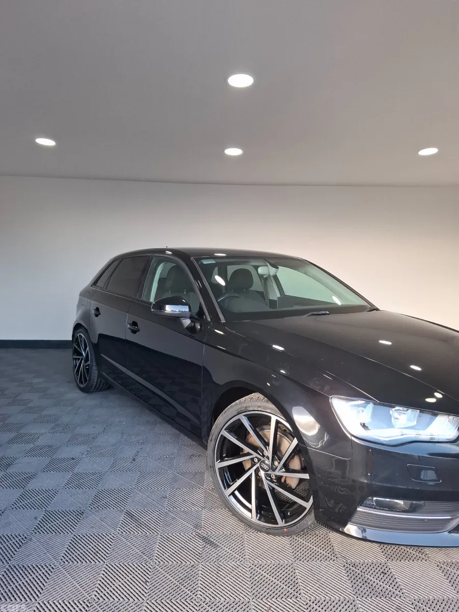 Audi A3 Hatchback, Diesel, 2015, Black
