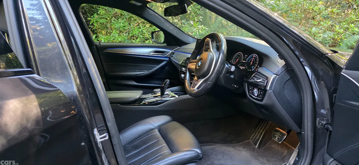 BMW 5-Series Saloon, Petrol Plug-in Hybrid, 2019, Grey