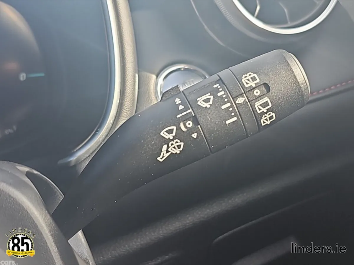 MG HS Hatchback, Petrol Plug-in Hybrid, 2023, White