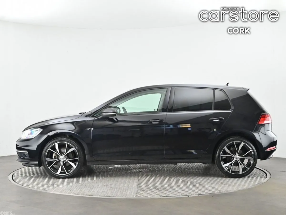 Volkswagen Golf Hatchback, Petrol, 2019, Black