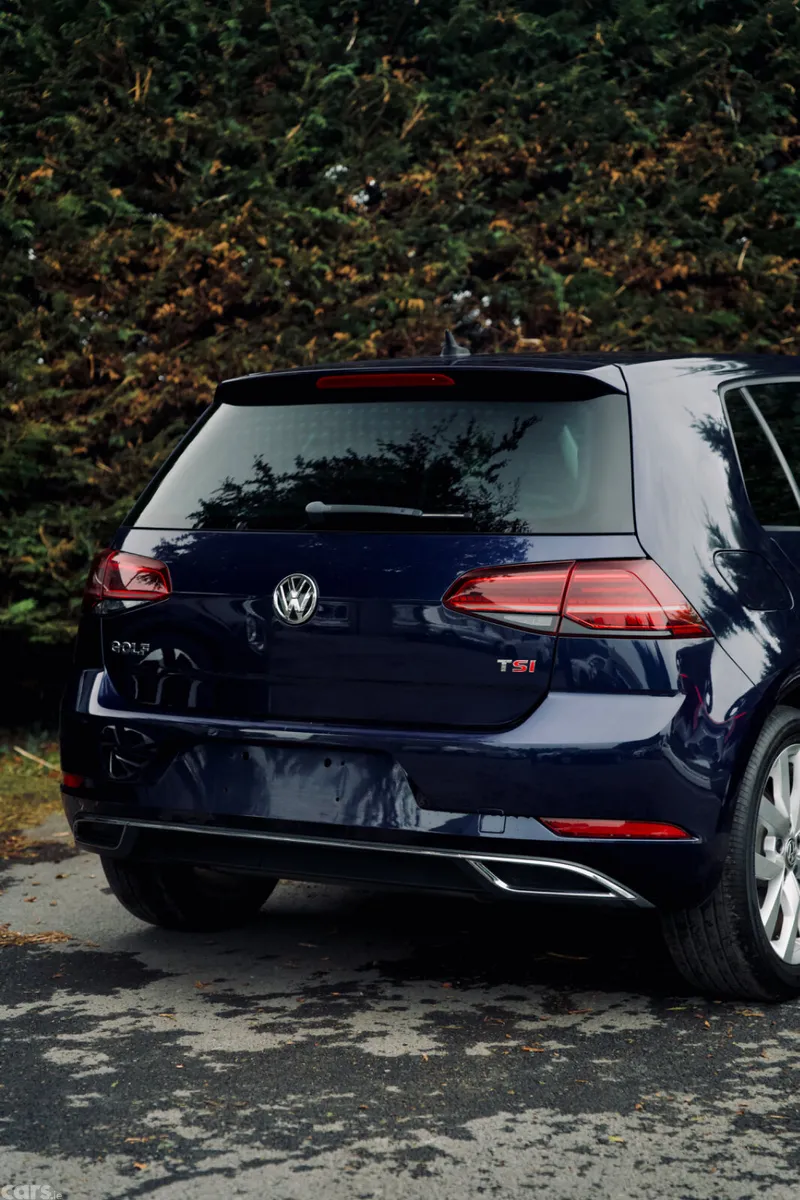 Volkswagen Golf Hatchback, Petrol, 2017, Blue