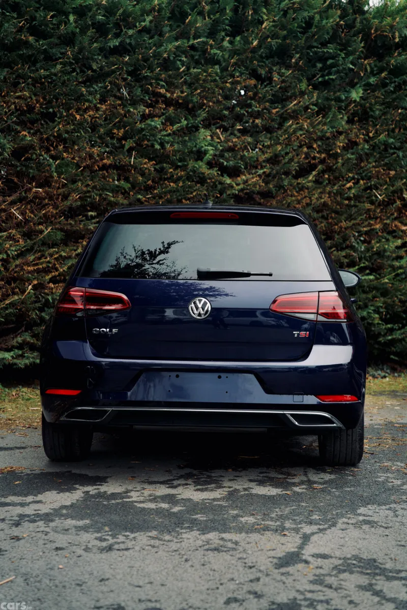 Volkswagen Golf Hatchback, Petrol, 2017, Blue