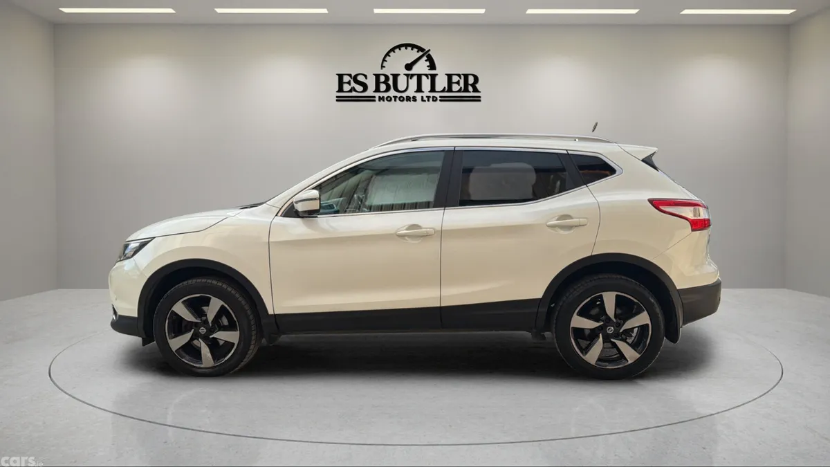Nissan Qashqai SUV, Diesel, 2017, White