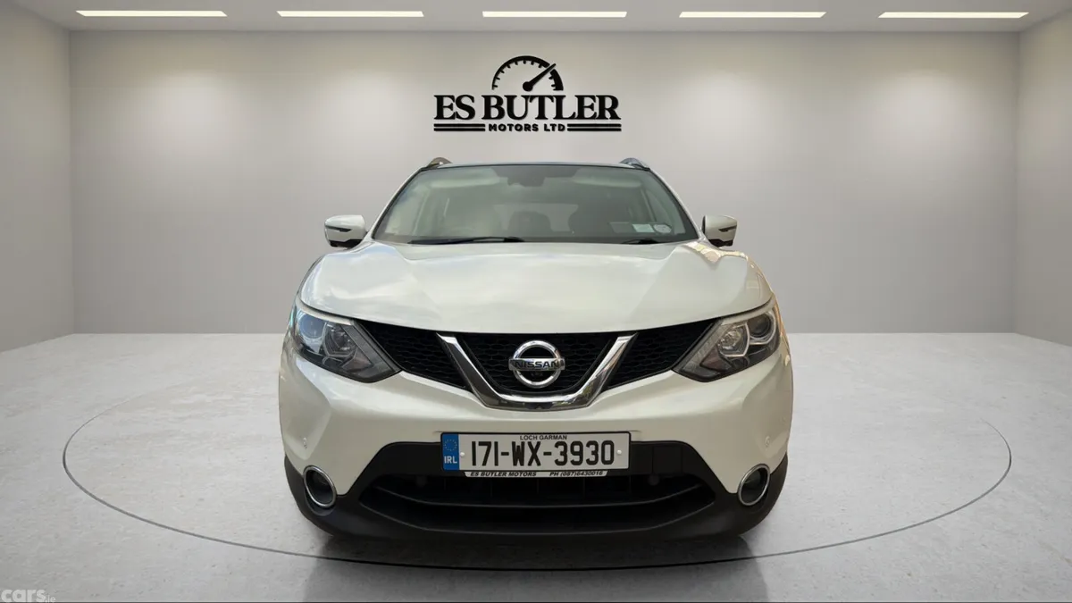 Nissan Qashqai SUV, Diesel, 2017, White