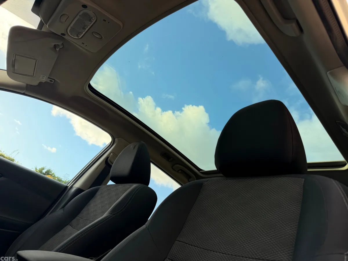 Nissan Qashqai SUV, Diesel, 2017, White