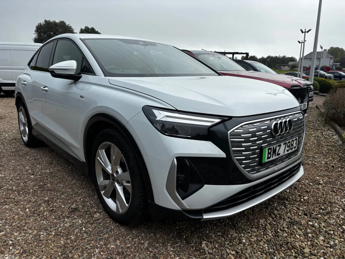 Audi Q4 e-tron SUV, Electric, 2023, White