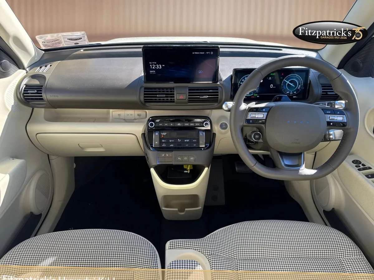 Hyundai INSTER MPV, Electric, 2026, Yellow
